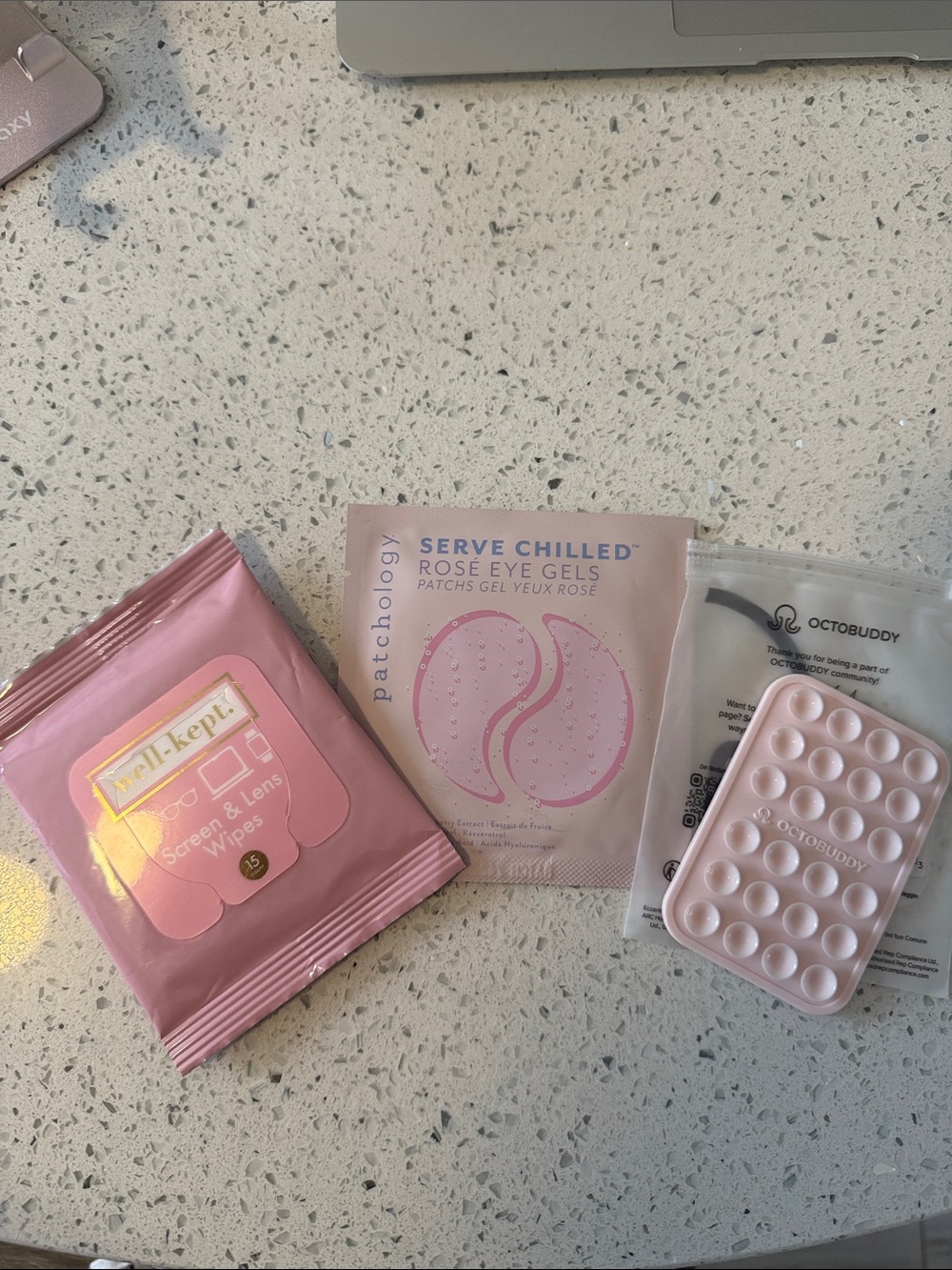 Pink bundle